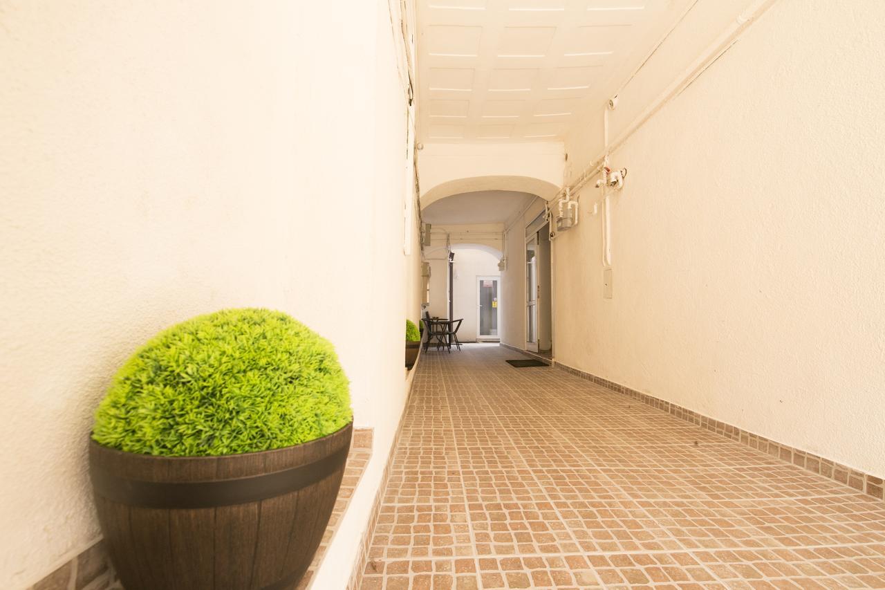 Sunny Old Town Apartment Brassó Kültér fotó